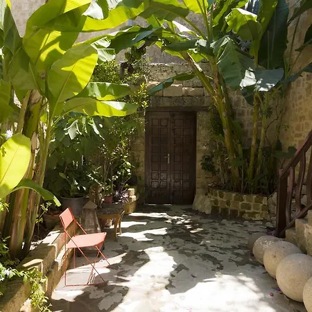 公寓 El Rhodian Villa