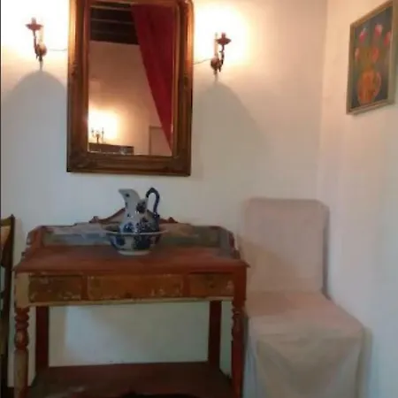 El Rhodian Villa 公寓